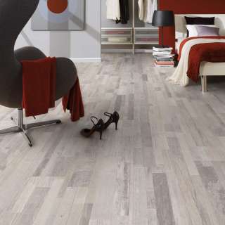 LAMINAT  8mm/Kl.32 CASTELO K039 SILVERSIDE DRIFTWOOD p=2,2204 m2 