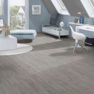 LAMINAT 14mm/Kl.33 TITAN V FUGA K392 HRAST ATOMIC p=1,41 m2 