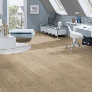 LAMINAT  8mm/Kl.32 SUPER NATURAL CLASSIC PURE+ K625 HRAST PISTACIO p=2,260 m2 