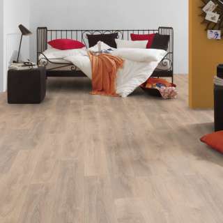 LAMINAT  8mm/Kl.32 SUPER NATURAL CLASSIC PURE+ 8575x HRAST BLONDE RASPOLOŽIVO 15,84m2 