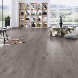 LAMINAT  8mm/Kl.33 ORGANIC Orca PURE + K395 HRAST TORNADO p=2,26 m2 
