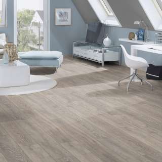 LAMINAT 12mm/Kl.33 FLOOR DREAMS VARIO V FUGA 5542x HRAST SIVI RASPOLOŽIVO 7,40m2 