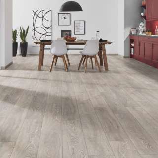 LAMINAT 12mm/Kl.33 FLOOR DREAMS VARIO V FUGA 5542x HRAST SIVI RASPOLOŽIVO 7,40m2 