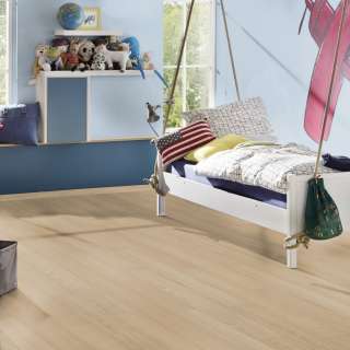 LAMINAT  8mm/Kl.32 SUPER NATURAL CLASSIC PURE+ K641x HRAST SHERIDAN RASPOLOŽIVO 27,28m2 