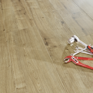 LAMINAT 10mm/Kl.33 VINTAGE CLASSIC PURE+ K413x HRAST BLACKWATER p=1,76 m2 