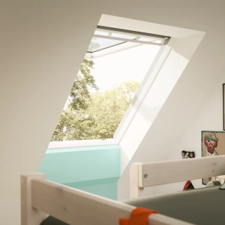 VELUX PREMIUM KROVNI PROZOR, BIJELA BOJA, DVOSTRUKI OVJES, DONJA RUČKA, STAKLO 68 
