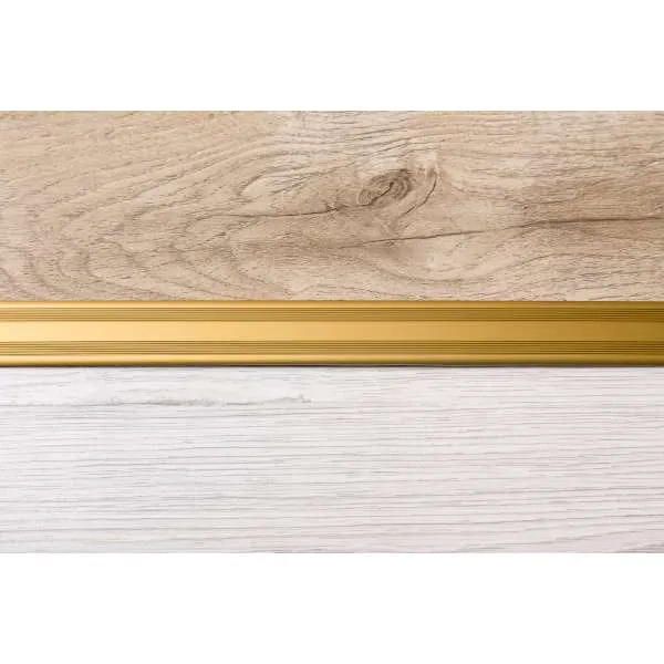 ALU PROFIL SIMPLE-FIX 23 90/ZLATNI SAMOLJEPLJIVI PRIJELAZNI RAVNI 28mm 