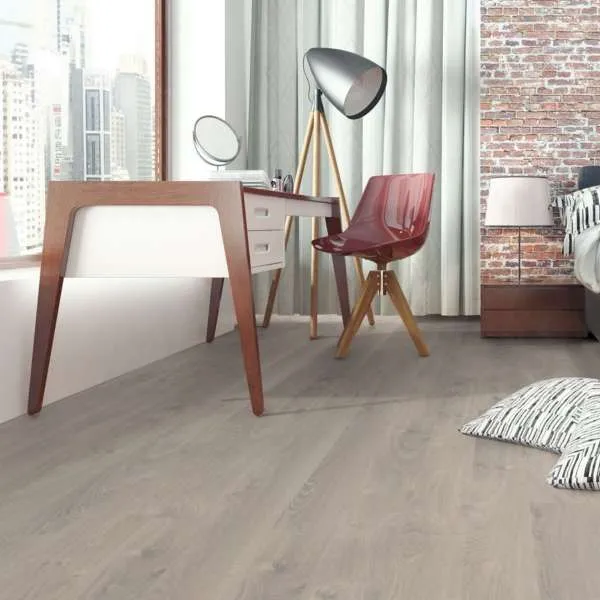 LAMINAT  8mm/Kl.32 LUNA V FUGA 3034x HRAST FERRARA RASPOLOŽIVO 11,77m2 