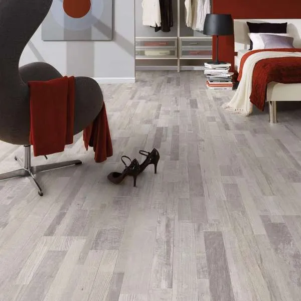 LAMINAT  8mm/Kl.32 CASTELO K039 SILVERSIDE DRIFTWOOD p=2,2204 m2 