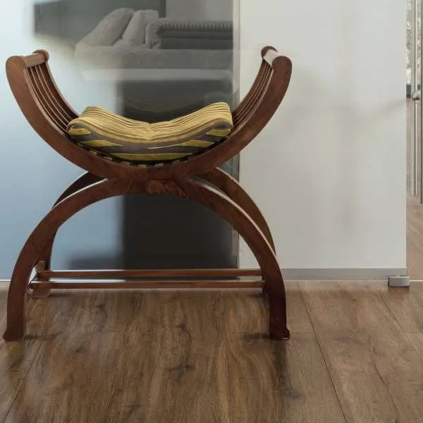 VIŠESLOJNI POD DISANO HARO 9,8mm/Kl.33 CLASSIC AQUA 543 734x HRAST WILD PLANK XL p=2,39 m2 