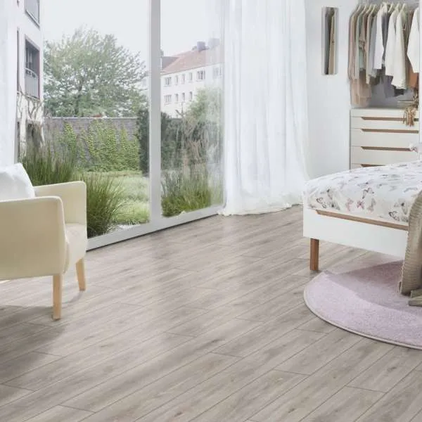 LAMINAT  8mm/Kl.32 ATLANTIC MO.RE K472x HRAST CASHMERE p=2,2204 m2 