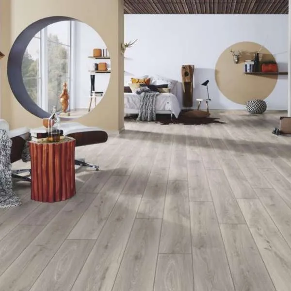 LAMINAT  8mm/Kl.32 ATLANTIC MO.RE K472x HRAST CASHMERE p=2,2204 m2 