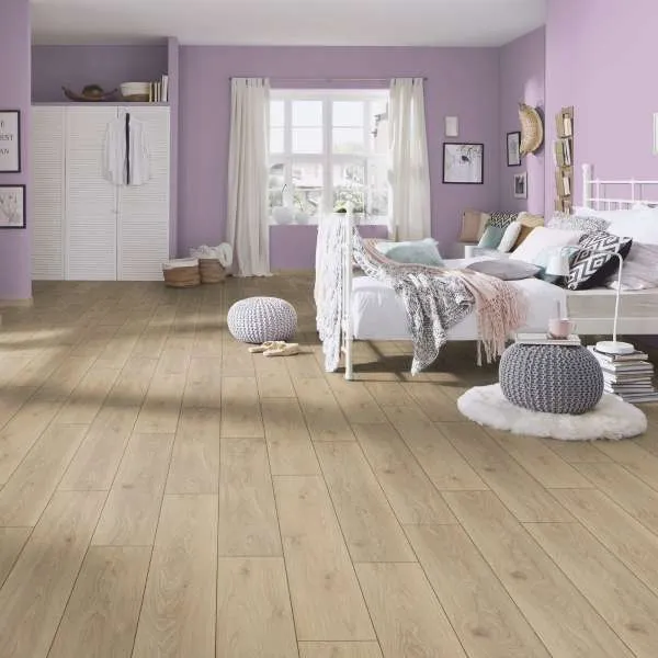 LAMINAT 12mm/Kl.33 KRONOSTEP PURE+ V FUGA K625x HRAST PISTACIO p=1,507 m2 