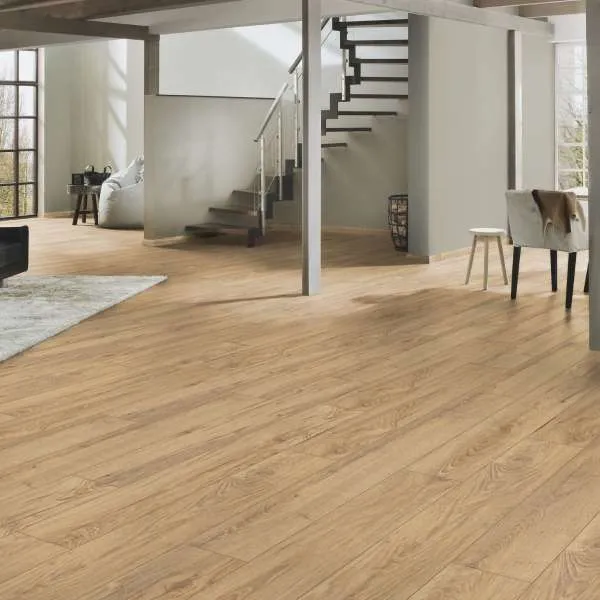 LAMINAT  8mm/Kl.32 SUPER NATURAL CLASSIC PURE+ K419 HRAST ARMOURY p=2,260 m2 