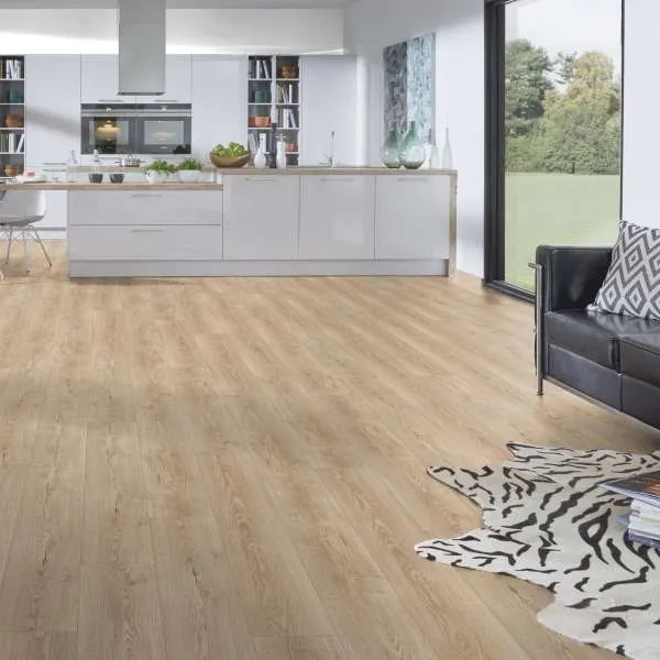 LAMINAT  8mm/Kl.32 KRONOSTEP PURE+ K485V HRAST STERLING p=2,260 m2 