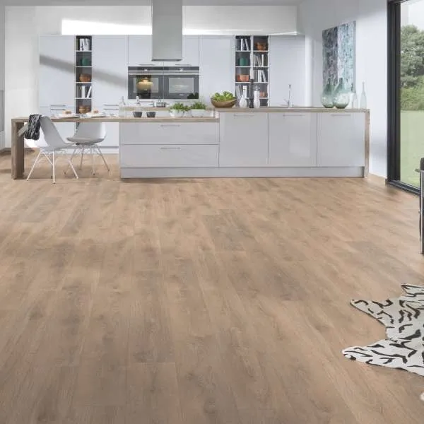LAMINAT  8mm/Kl.32 SUPER NATURAL CLASSIC PURE+ 8575x HRAST BLONDE RASPOLOŽIVO 15,84m2 