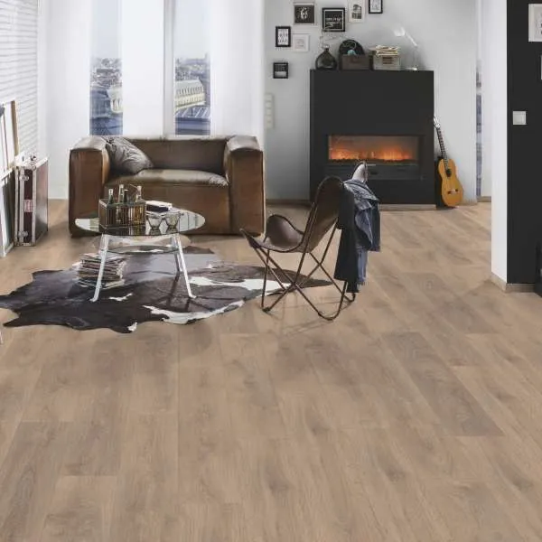 LAMINAT  8mm/Kl.32 SUPER NATURAL CLASSIC PURE+ 8575x HRAST BLONDE RASPOLOŽIVO 15,84m2 