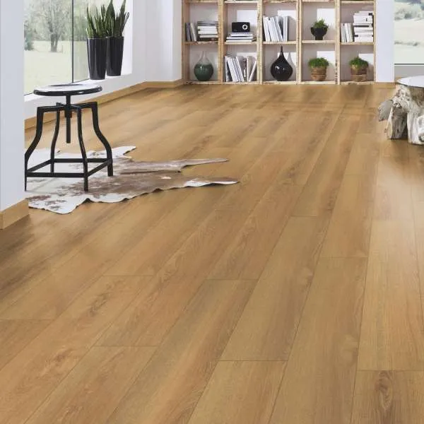 LAMINAT  8mm/Kl.32 ATLANTIC MO.RE PURE+ K649x HRAST SIENNA p=2,26 m2 