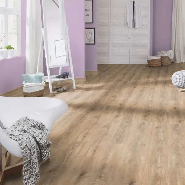 LAMINAT  8mm/Kl.32 CASTELO K470 HRAST NATURAL CASHMERE p=2,2204 m2 