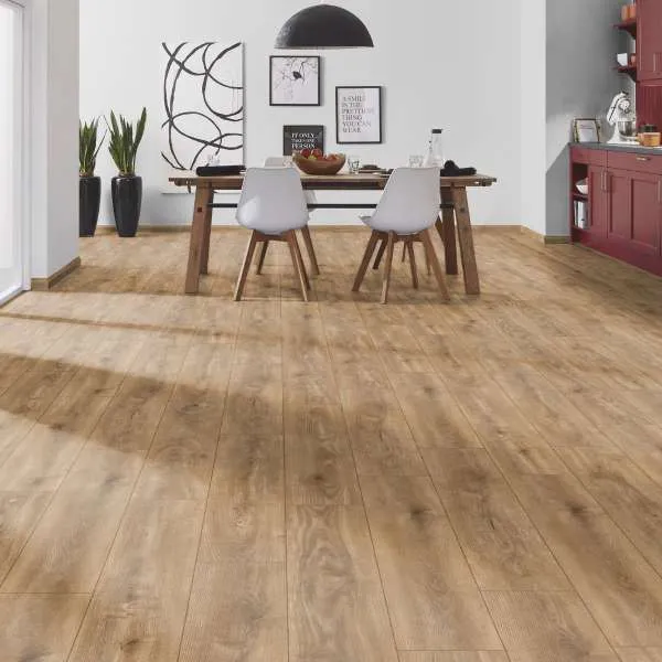LAMINAT 12mm/Kl.33 KRONOSTEP PURE+ V FUGA K471x HRAST ANTIK CASHMERE RASPOLOŽIVO 12,586 