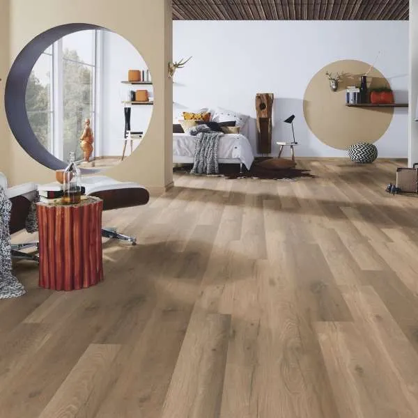 LAMINAT  8mm/Kl.33 ORGANIC Orca PURE + K224 HRAST WILD WEST p=2,26 m2 