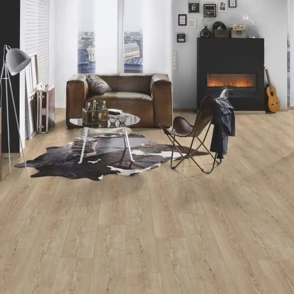 LAMINAT  8mm/Kl.32 SUPER NATURAL CLASSIC PURE+ K485PP HRAST STERLING p=2,260 m2 