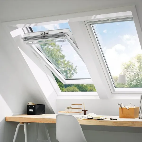 VELUX PREMIUM KROVNI PROZOR, BIJELA BOJA, GORNJA RUČKA, STAKLO 70 
