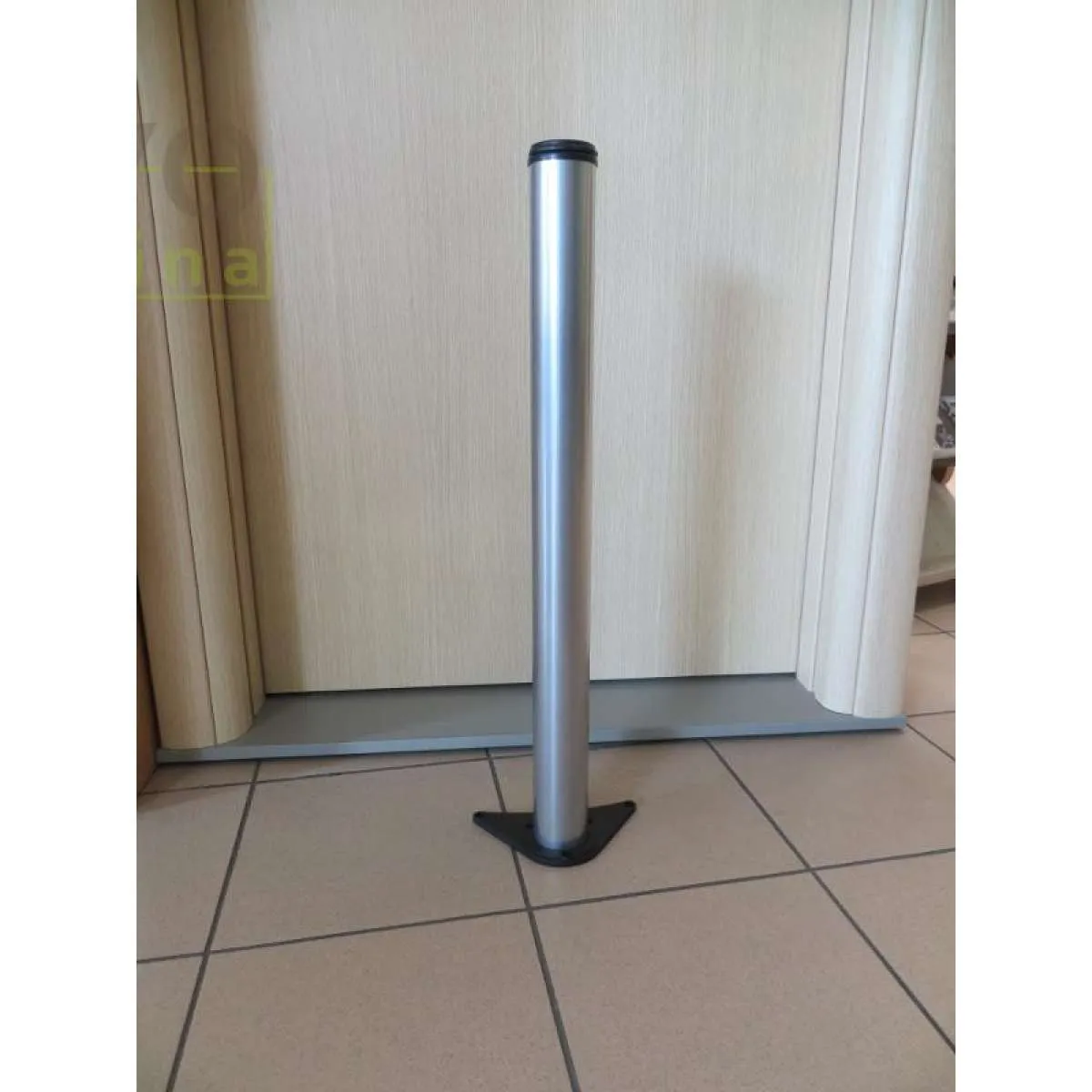 NOGA ZA STOL 710mm SREBRNA MAT 10001540120 