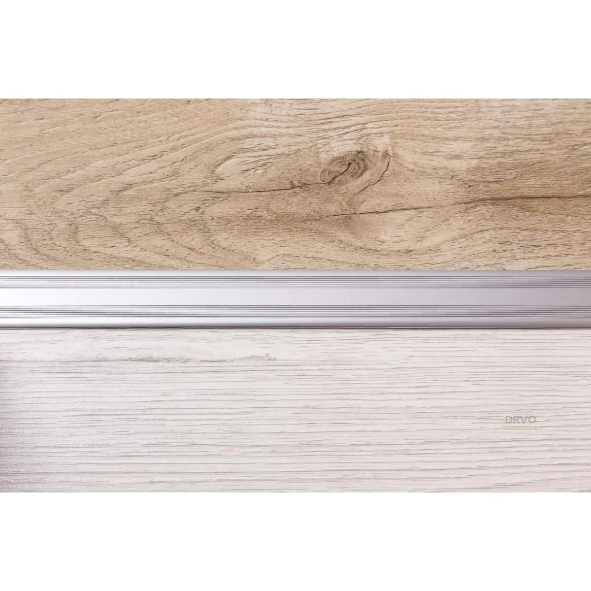ALU PROFIL SIMPLE-FIX 23 90/SREBRNI SAMOLJEPLJIVI PRIJELAZNI RAVNI 28mm 
