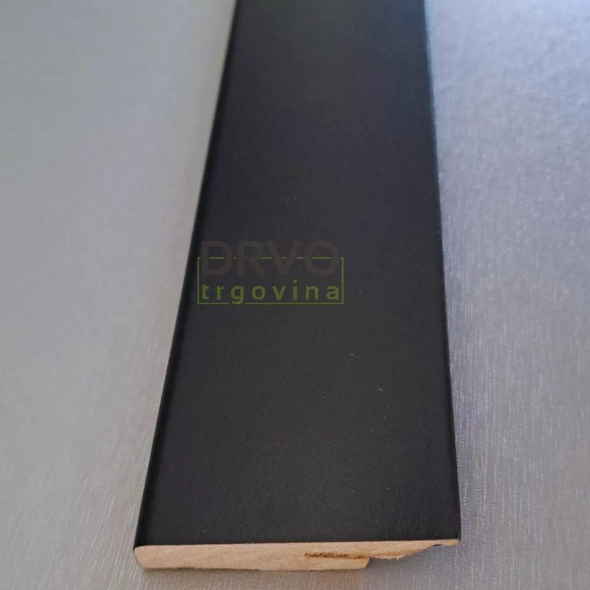 LETVICA ZA LAMINAT 60mm P71 B325 CRNA 2,6m 