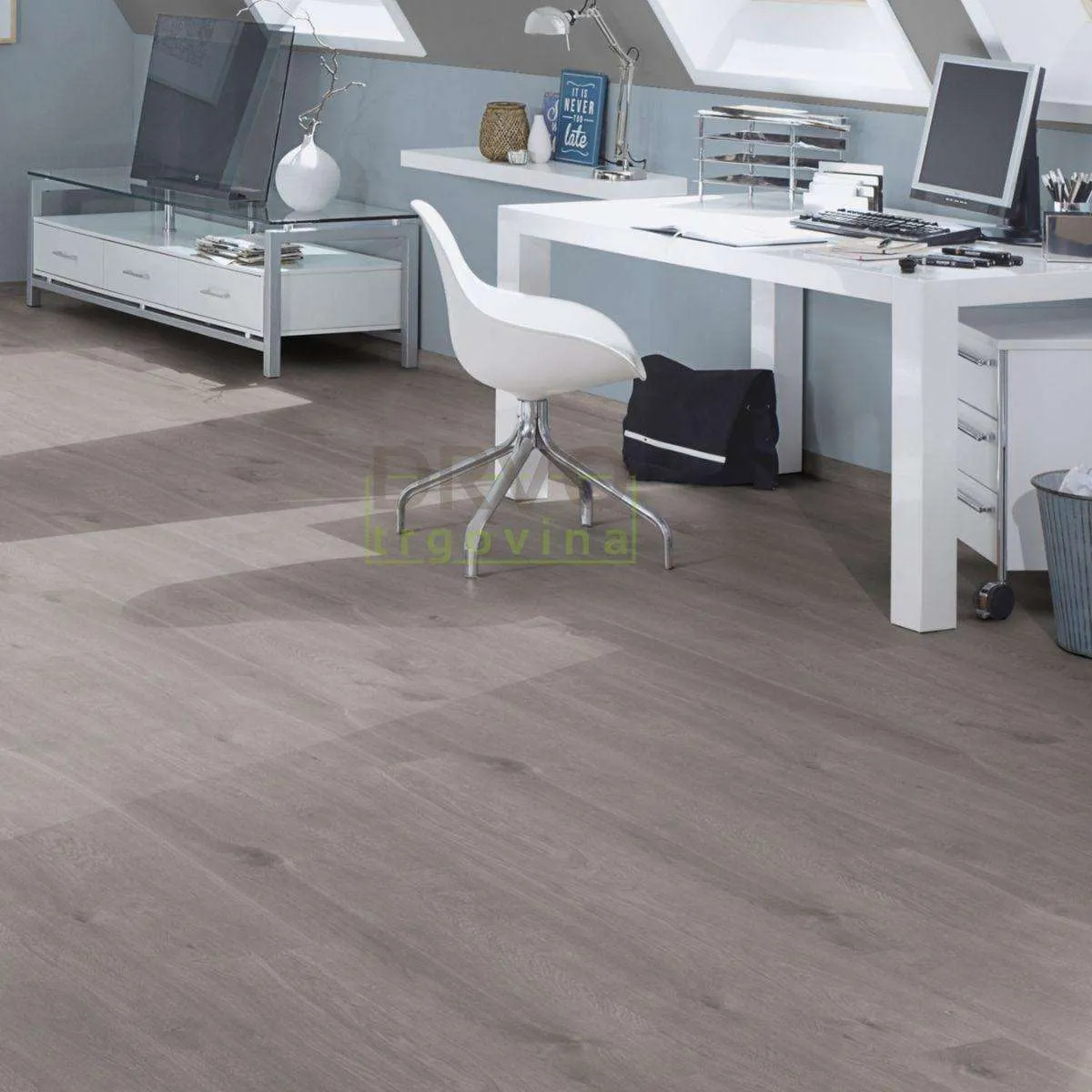 LAMINAT  8mm/Kl.32 CASTELO K395 HRAST TORNADO p=2,2204 m2 