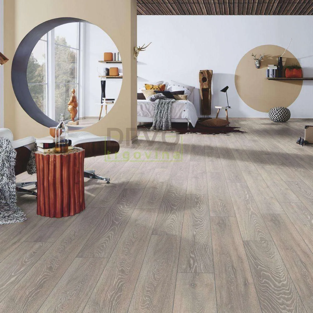 LAMINAT  8mm/Kl.32 SUPER NATURAL CLASSIC V FUGA 5542x HRAST SIVI p=2,2204 m2 RASPOLOŽIVO 11,103m2 