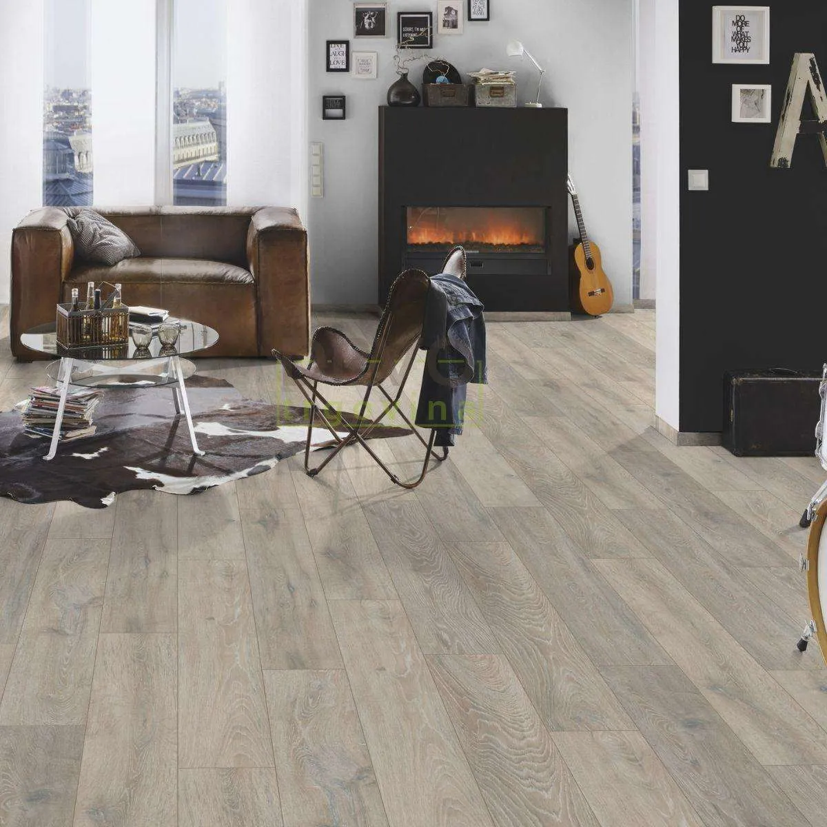 LAMINAT  8mm/Kl.32 SUPER NATURAL CLASSIC V FUGA 5543x HRAST COLORADO, RASPOLOŽIVO 17,54m2 