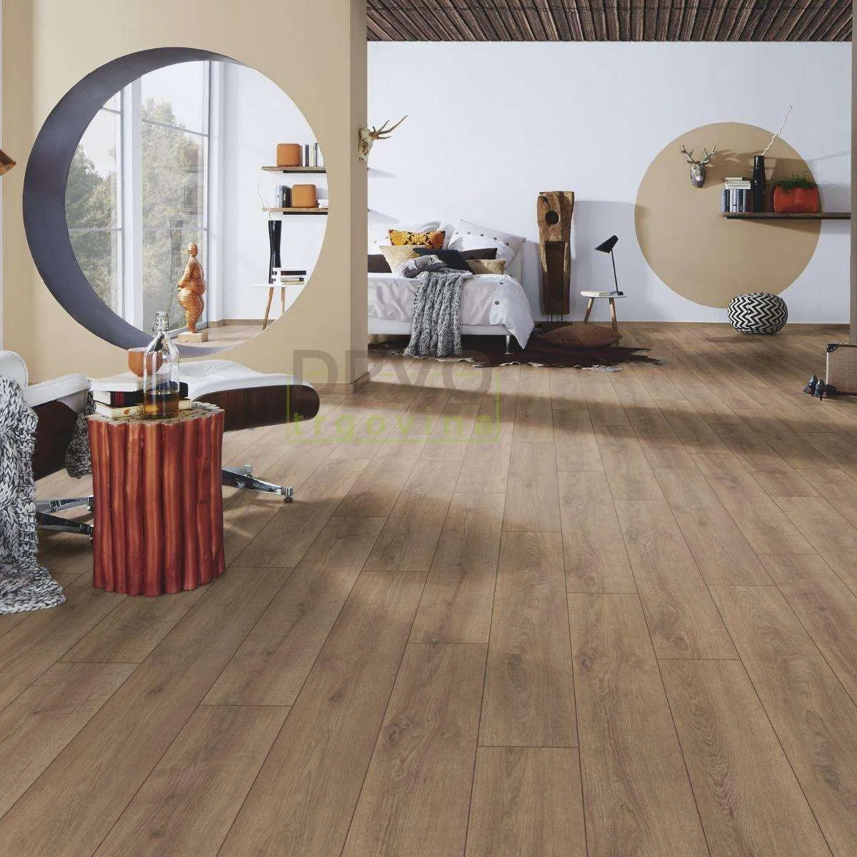 LAMINAT  8mm/Kl.32 SUPER NATURAL CLASSIC PURE+ K647x HRAST SOLA RASPOLOŽIVO 13,98m2 