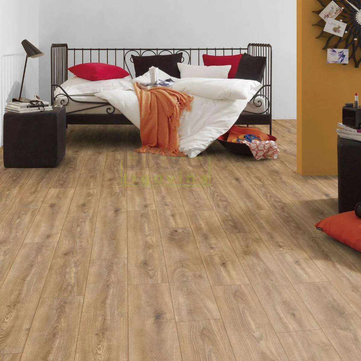 LAMINAT 12mm/Kl.33 KRONOSTEP PURE+ V FUGA K471x HRAST ANTIK CASHMERE RASPOLOŽIVO 12,586 