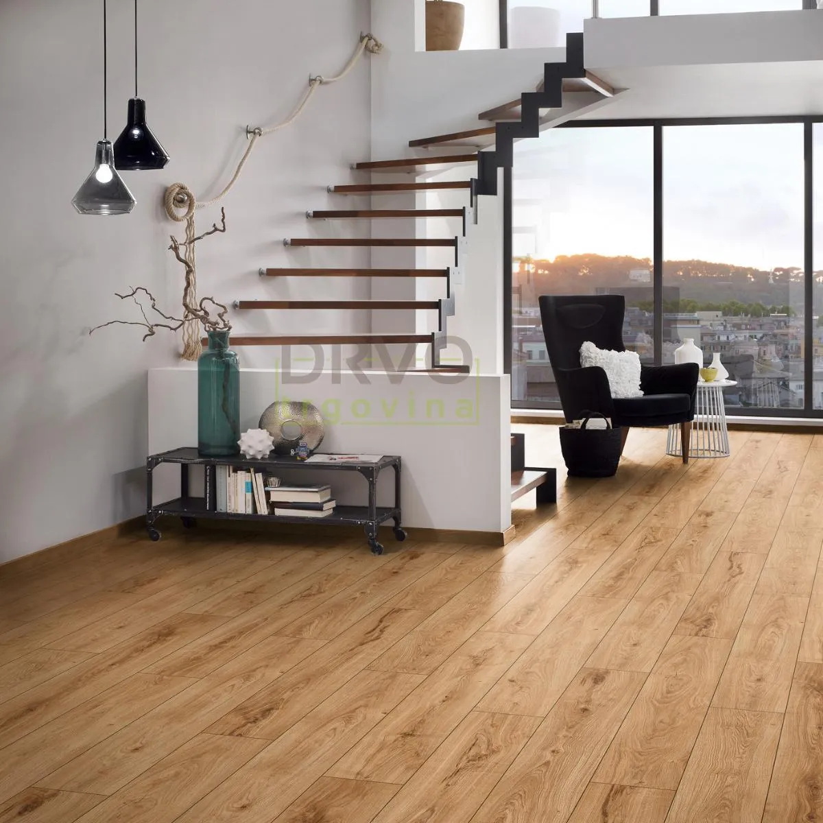 LAMINAT  8mm/Kl.32 SUPER NATURAL CLASSIC PURE+ K468x HRAST GONDOLA p=2,260 m2 