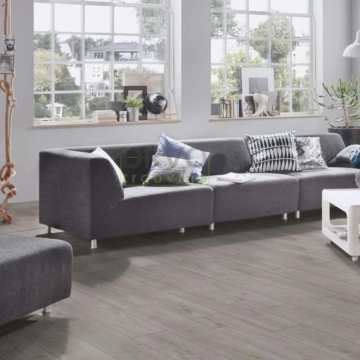 LAMINAT 14mm/Kl.33 TITAN V FUGA K392 HRAST ATOMIC p=1,41 m2 