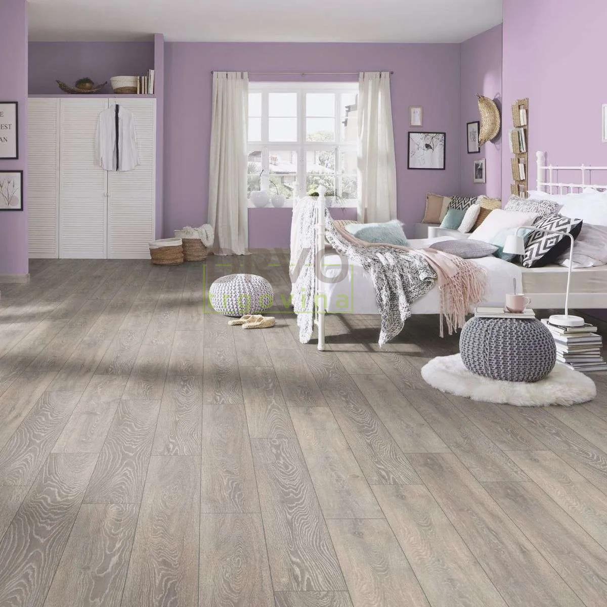LAMINAT 12mm/Kl.33 ATLANTIC MO.RE PURE+ 5542 HRAST SIVI p=1,507 m2 