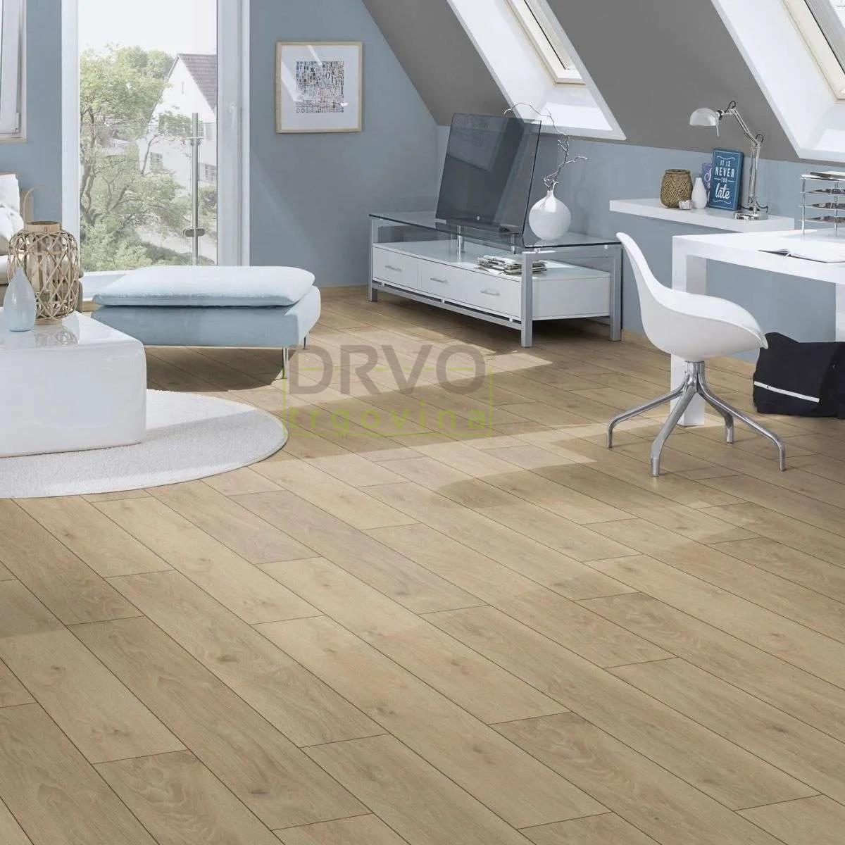 LAMINAT  8mm/Kl.32 SUPER NATURAL CLASSIC PURE+ K625 HRAST PISTACIO p=2,260 m2 