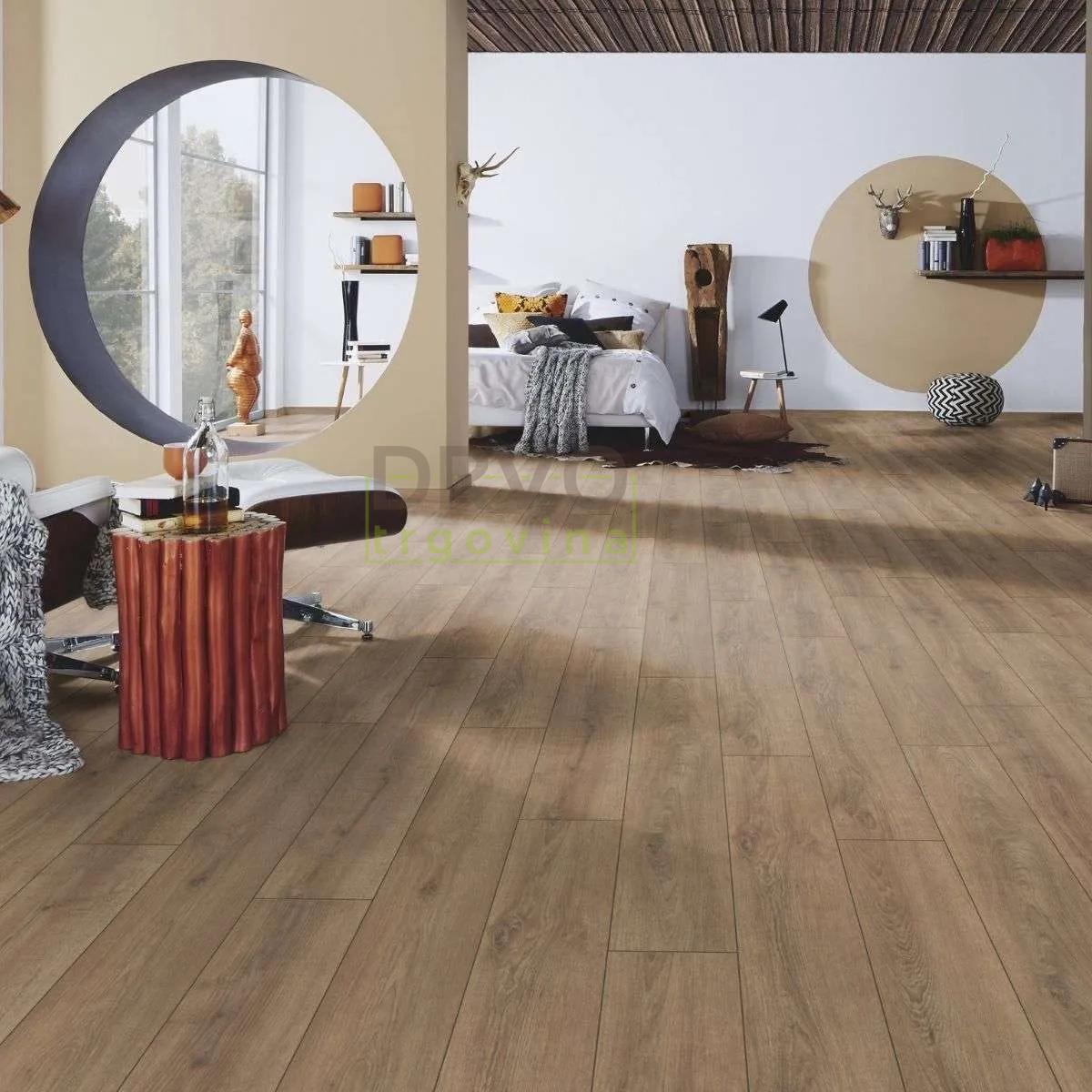 LAMINAT  8mm/Kl.32 SUPER NATURAL CLASSIC PURE+ K647x HRAST SOLA RASPOLOŽIVO 13,98m2 