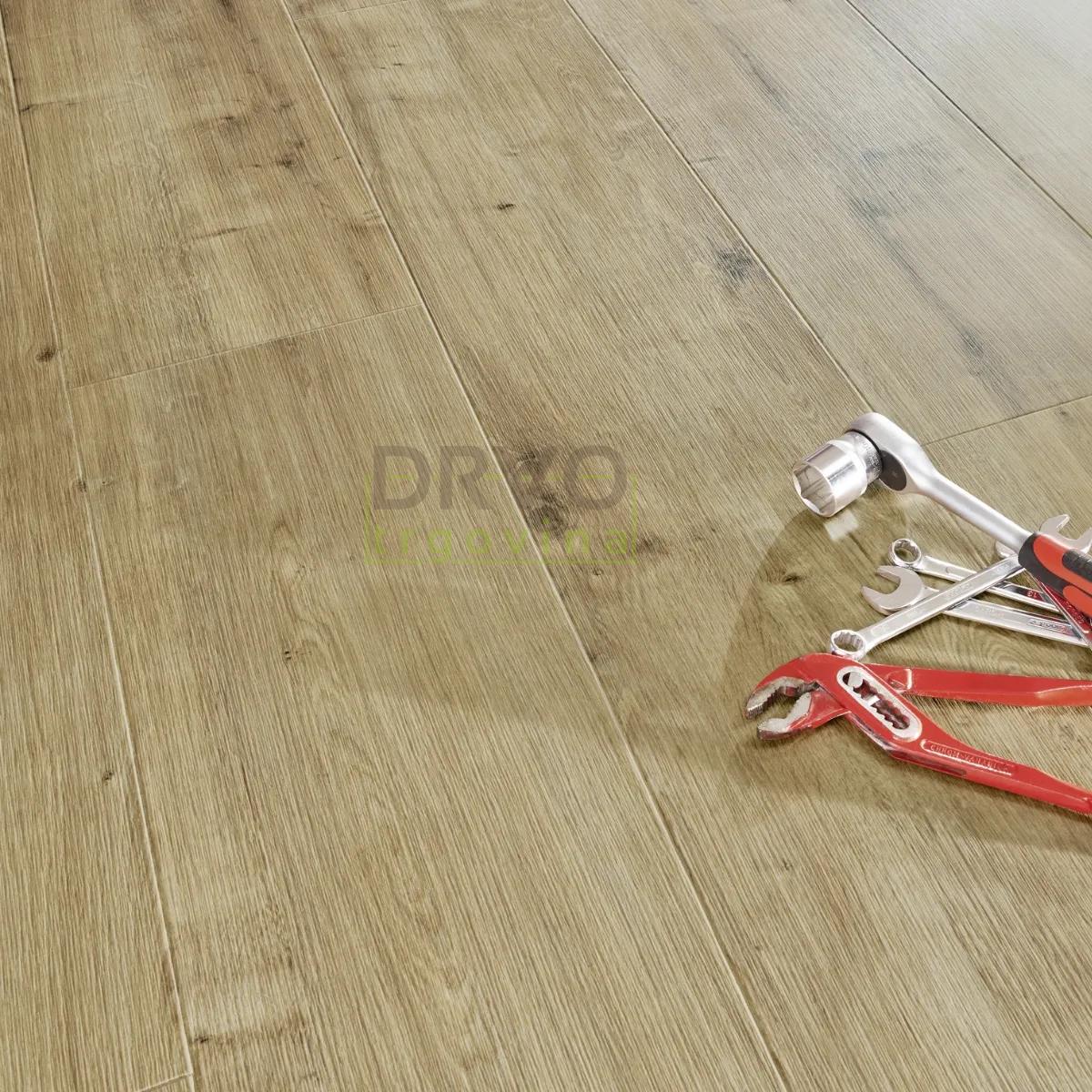 LAMINAT 10mm/Kl.33 VINTAGE CLASSIC PURE+ K413x HRAST BLACKWATER p=1,76 m2 