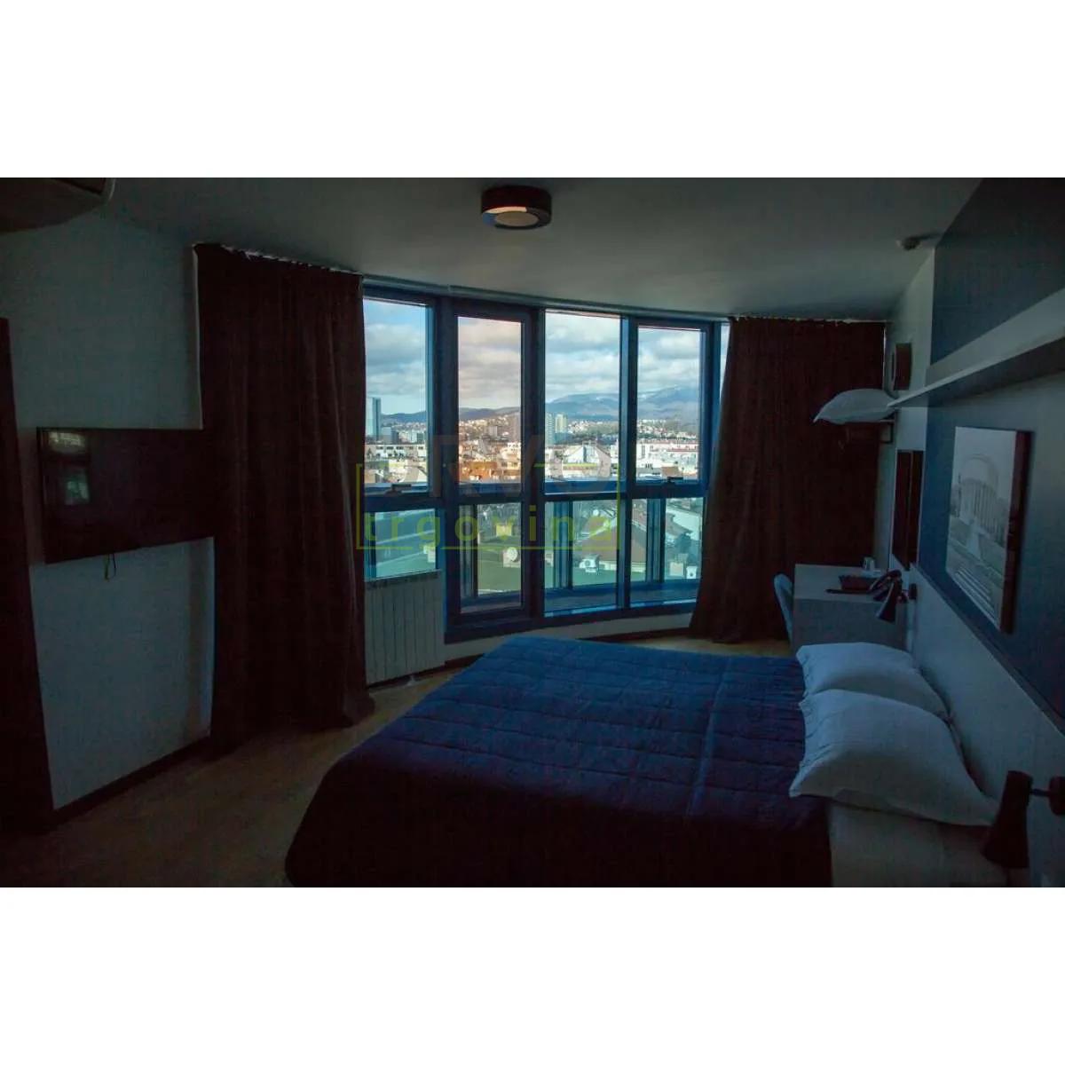 HOTEL BLUE 